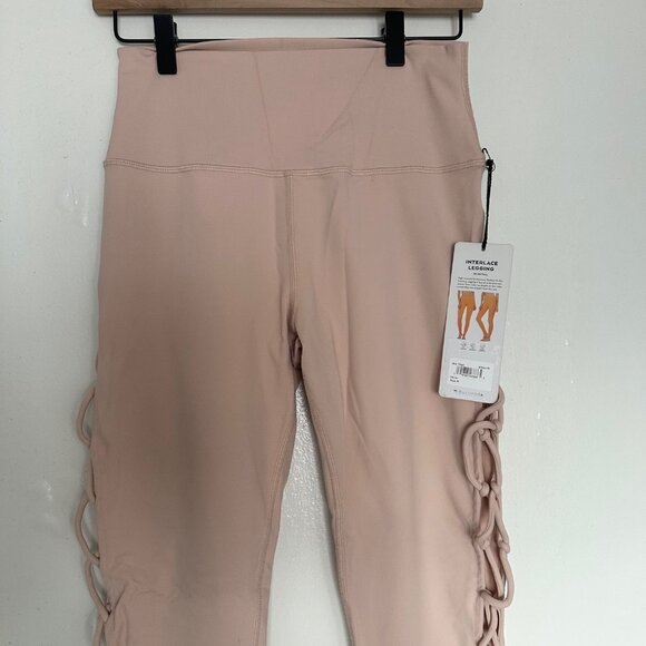 Alo Yoga Interlace Leggings in Nectar - Picture 2 of 5